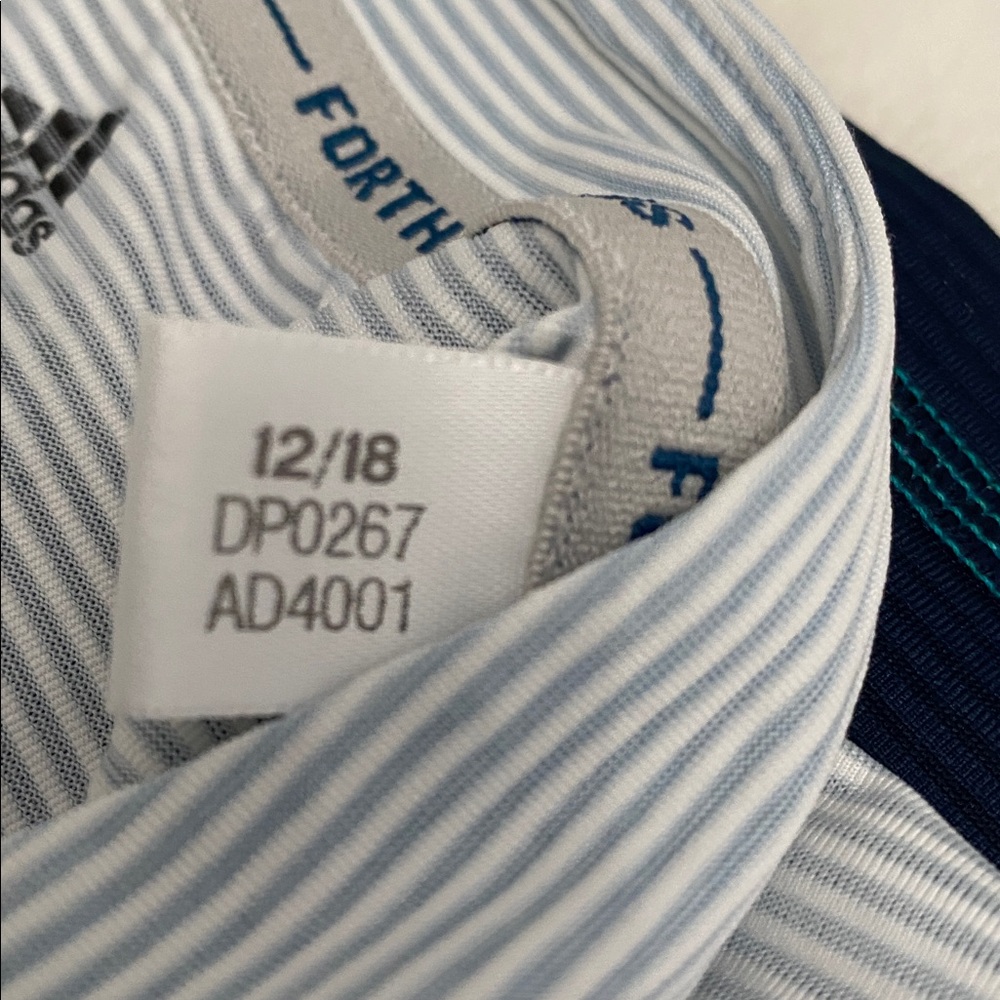 Adidas Coverup/Dress Gradient Blue Sleeveless. Size S - Picture 10 of 12